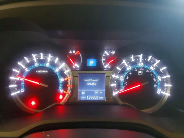 Toyota 4runner SR5 PREMIUM - автомобили, коли, обяви за нови и употребявани 10