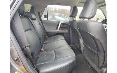 Toyota 4runner SR5 4X4 - автомобили, коли, обяви за нови и употребявани 8