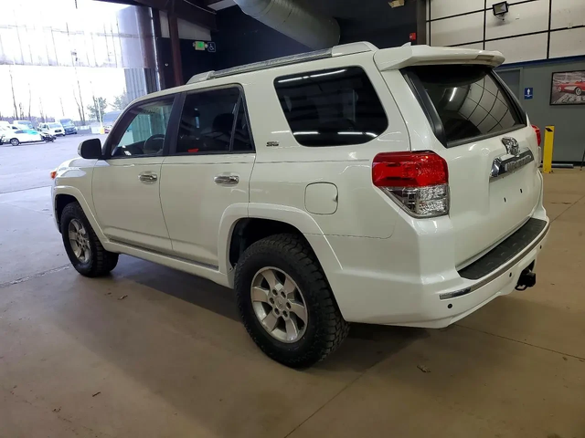 Toyota 4runner SR5 4X4 - автомобили, коли, обяви за нови и употребявани 3