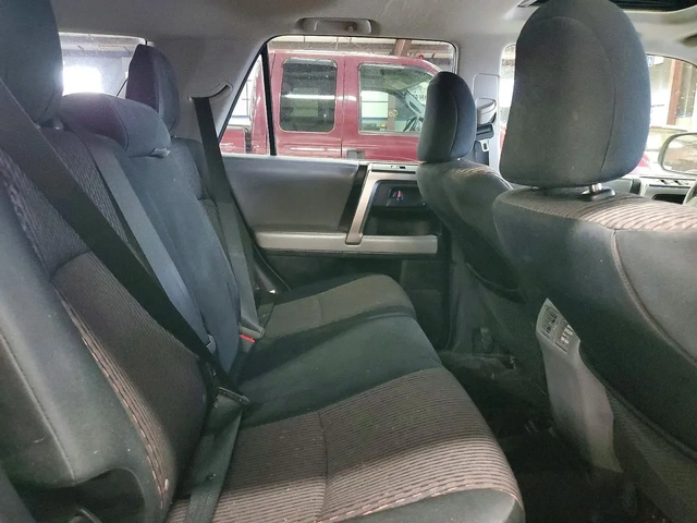 Toyota 4runner SR5 4X4 - автомобили, коли, обяви за нови и употребявани 9