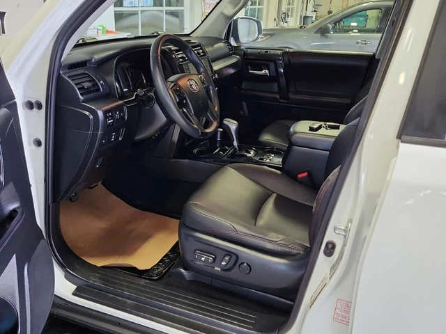 Toyota 4runner ПОДГРЕВИ| ПАНОРАМА| 2 КЛЮЧА| - автомобили, коли, обяви за нови и употребявани 6