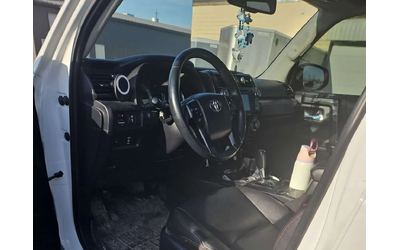 Toyota 4runner * SR5 * ГЛАВНО ПРЕДСТАВИТЕЛСТВО* - автомобили, коли, обяви за нови и употребявани 6