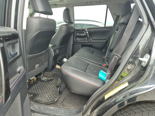 Toyota 4runner 4L 6cyl 4WD - автомобили, коли, обяви за нови и употребявани 11