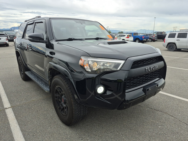 Toyota 4runner 4L 6cyl 4WD - автомобили, коли, обяви за нови и употребявани 1