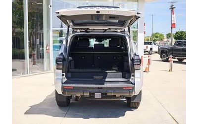 Toyota 4runner HYBRID PLATINUM * AWD * 13540KM * ЦЕНА ДО БГ * - автомобили, коли, обяви за нови и употребявани 9