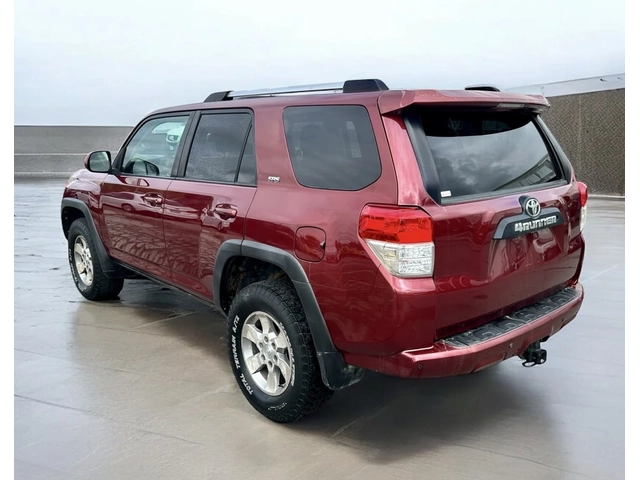 Toyota 4Runner Автомат * 4x4 - автомобили, коли, обяви за нови и употребявани 3