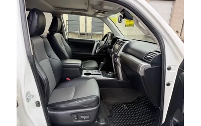 Toyota 4Runner 4x4 | SR5| Navigation/Leather/Sunroof/Rear Camera - автомобили, коли, обяви за нови и употребявани 10
