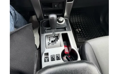 Toyota 4Runner 4x4 | SR5| Navigation/Leather/Sunroof/Rear Camera - автомобили, коли, обяви за нови и употребявани 9