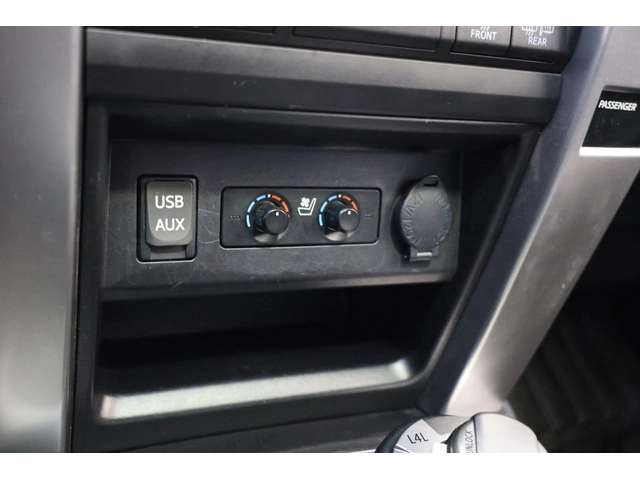 Toyota 4Runner LIMITED 4WD -| 7 Места| Панорама| Нави| Камера - автомобили, коли, обяви за нови и употребявани 4
