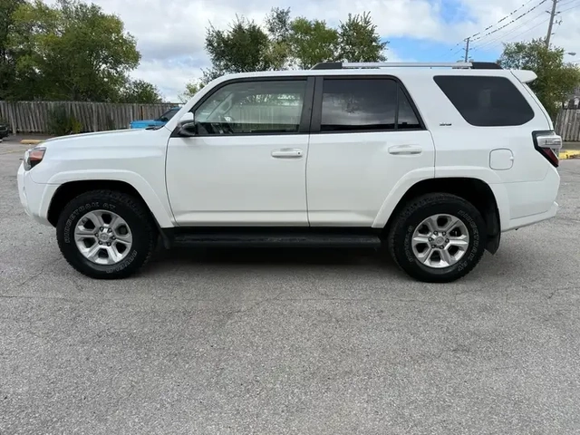 Toyota 4runner 4x4 | SR5| Navigation/Leather/Sunroof/Rear Camera - автомобили, коли, обяви за нови и употребявани 3