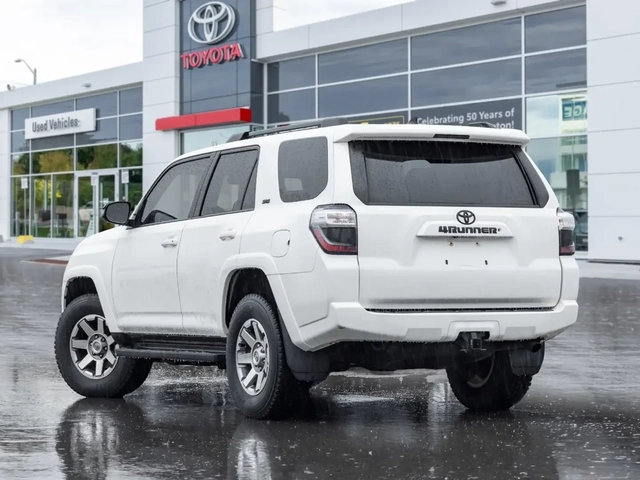 Toyota 4runner 4.0* V6* ПОДГРЕВ* КАМЕРА* КЕЙЛЕС* LANE* ASSIST - автомобили, коли, обяви за нови и употребявани 1