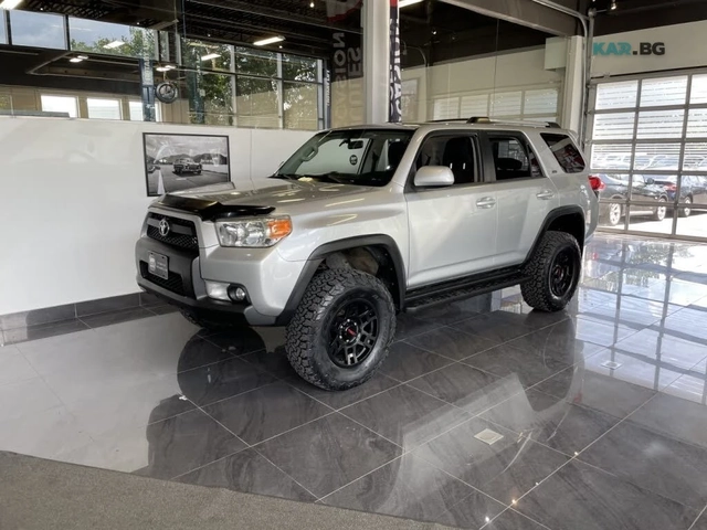 Toyota 4runner SR5* 4WD* CARFAX* - автомобили, коли, обяви за нови и употребявани 0