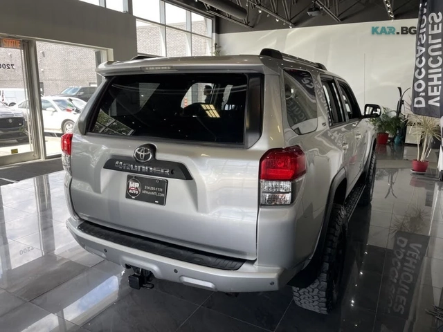 Toyota 4runner SR5* 4WD* CARFAX* - автомобили, коли, обяви за нови и употребявани 4