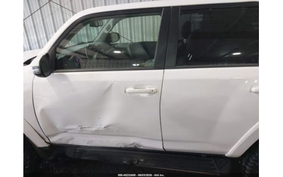 Toyota 4runner SR5  Premium 4WD - автомобили, коли, обяви за нови и употребявани 11