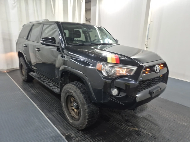 Toyota 4runner SR5 4WD - автомобили, коли, обяви за нови и употребявани 1