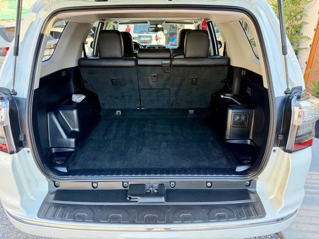 Toyota 4runner 4.0V6 Full - автомобили, коли, обяви за нови и употребявани 13