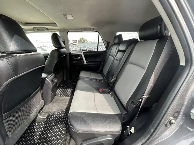 Toyota 4runner SR5* AWD* Кожа* Шибедах* ФИКС ЦЕНА - автомобили, коли, обяви за нови и употребявани 10