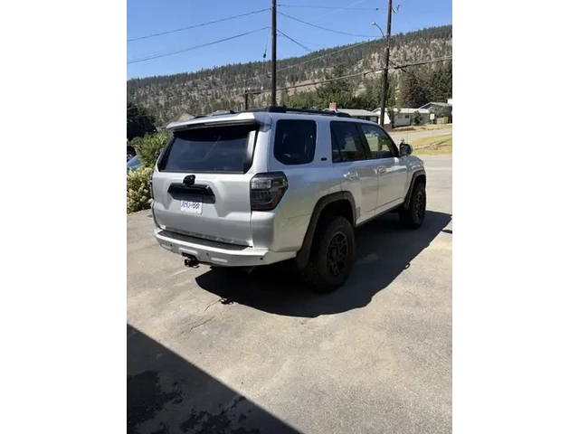 Toyota 4runner 4WD 4dr V6 SR5 - автомобили, коли, обяви за нови и употребявани 5