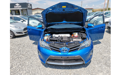 Toyota Auris 1.8 Hybrid E5B - автомобили, коли, обяви за нови и употребявани 10