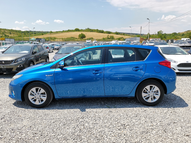 Toyota Auris 1.8 Hybrid E5B - автомобили, коли, обяви за нови и употребявани 1