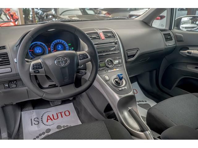 Toyota Auris 1.8 VVT-i Hybrid e-CVT/Климатроник/Камера - автомобили, коли, обяви за нови и употребявани 11