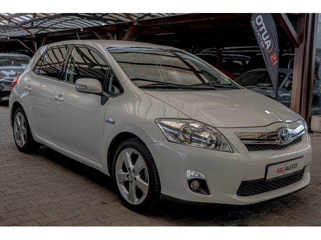 Toyota Auris 1.8 VVT-i Hybrid e-CVT/Климатроник/Камера - автомобили, коли, обяви за нови и употребявани 2