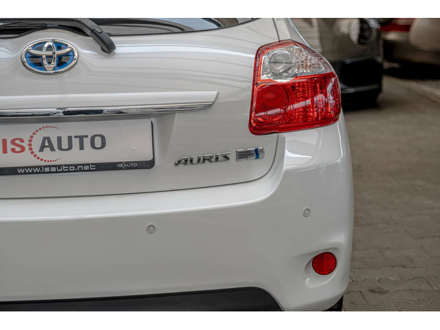 Toyota Auris 1.8 VVT-i Hybrid e-CVT/Климатроник/Камера - автомобили, коли, обяви за нови и употребявани 5