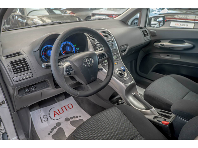 Toyota Auris 1.8 VVT-i Hybrid e-CVT/Климатроник/Камера - автомобили, коли, обяви за нови и употребявани 8