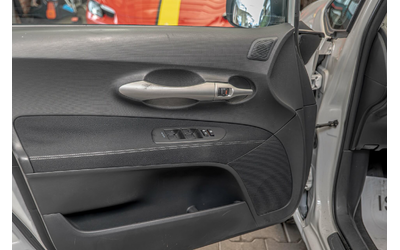 Toyota Auris 1.8 VVT-i Hybrid e-CVT/Климатроник/Камера - автомобили, коли, обяви за нови и употребявани 9