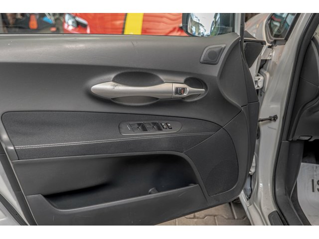 Toyota Auris 1.8 VVT-i Hybrid e-CVT/Климатроник/Камера - автомобили, коли, обяви за нови и употребявани 9