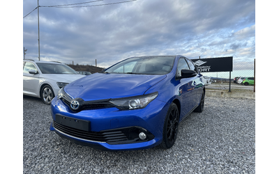 toyota-auris-1-8h-e6c-black-edition - 0