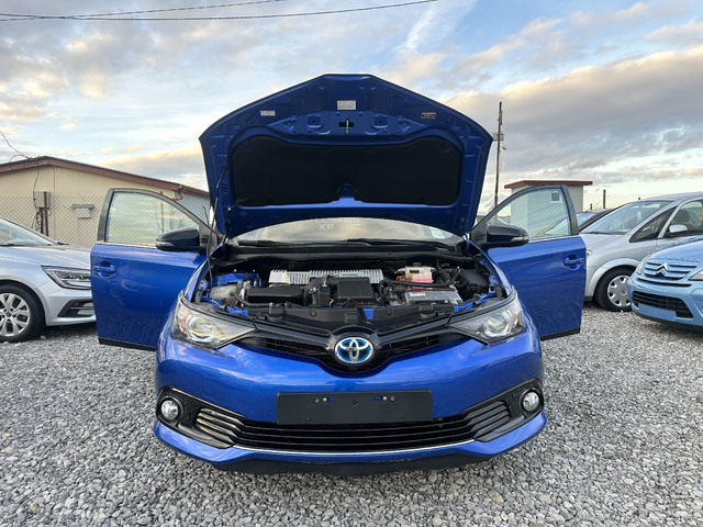 Toyota Auris 1.8H E6C BLACK EDITION - автомобили, коли, обяви за нови и употребявани 10