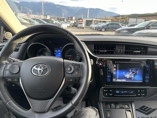 Toyota Auris 1.8H E6C BLACK EDITION - автомобили, коли, обяви за нови и употребявани 13