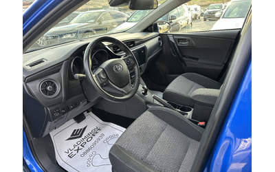 toyota-auris-1-8h-e6c-black-edition - 5