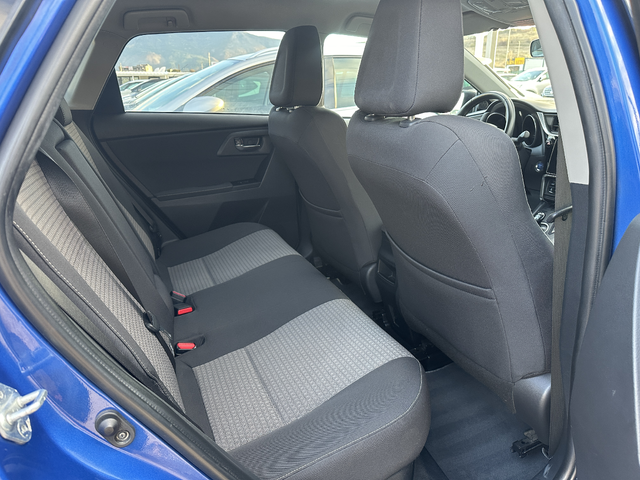 Toyota Auris 1.8H E6C BLACK EDITION - автомобили, коли, обяви за нови и употребявани 6