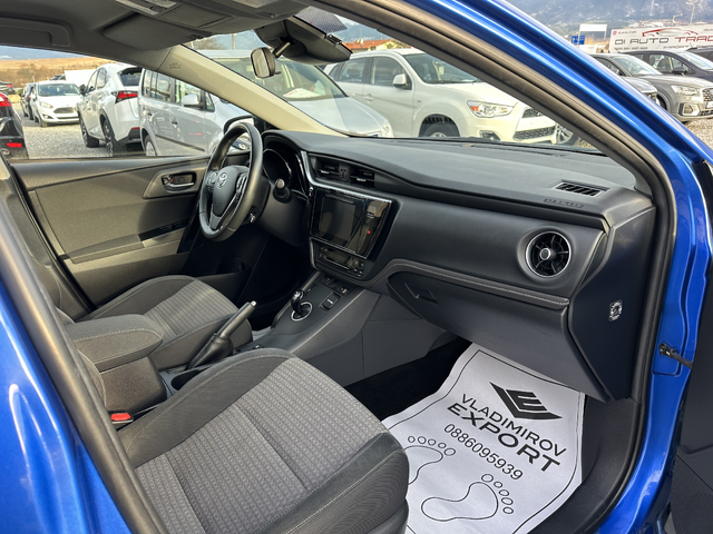 Toyota Auris 1.8H E6C BLACK EDITION - автомобили, коли, обяви за нови и употребявани 7