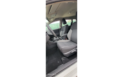 Toyota Auris 1330 VVT-I - автомобили, коли, обяви за нови и употребявани 8