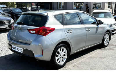 toyota-auris - 4