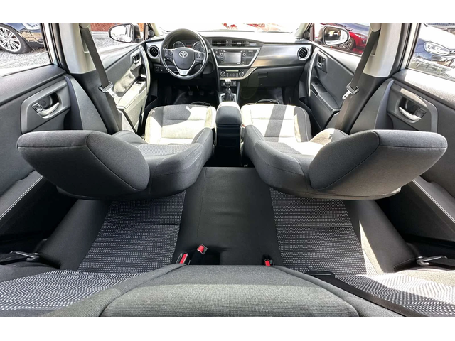 Toyota Auris 1.4D-4D 90HP CAM EURO 5B - автомобили, коли, обяви за нови и употребявани 8