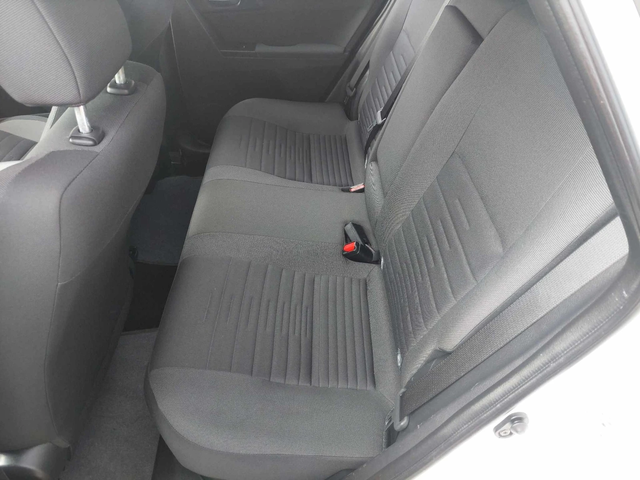 Toyota Auris 1, 8i  UNIKAT 136KS - автомобили, коли, обяви за нови и употребявани 7