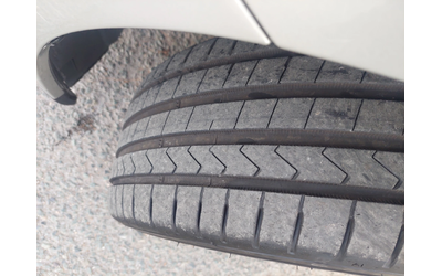 Toyota Auris 1, 6i  УНИКАТ!!! - автомобили, коли, обяви за нови и употребявани 11