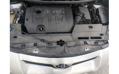 Toyota Auris 1, 6i  УНИКАТ!!! - автомобили, коли, обяви за нови и употребявани 14