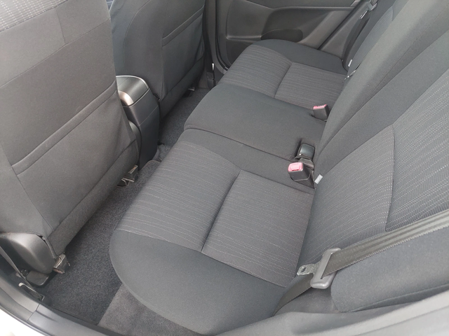 Toyota Auris 1, 6i  УНИКАТ!!! - автомобили, коли, обяви за нови и употребявани 7