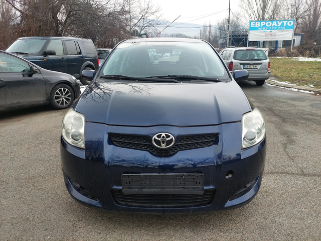 Toyota Auris 2, 0d 126ps - автомобили, коли, обяви за нови и употребявани 2