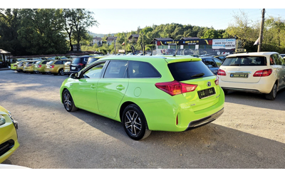 Toyota Auris Hybrid* ГОТОВА ЗА ТАКСИ - автомобили, коли, обяви за нови и употребявани 7