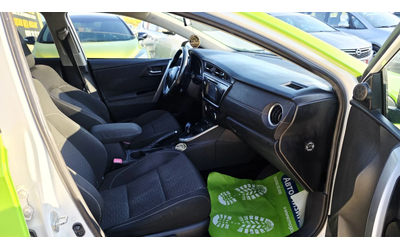 Toyota Auris Hybrid* ГОТОВА ЗА ТАКСИ - автомобили, коли, обяви за нови и употребявани 8