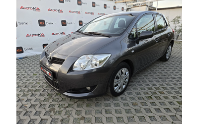 toyota-auris - 5