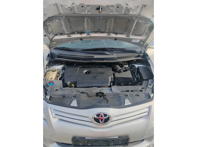 Toyota Auris 2.0, 127к.с. - автомобили, коли, обяви за нови и употребявани 14