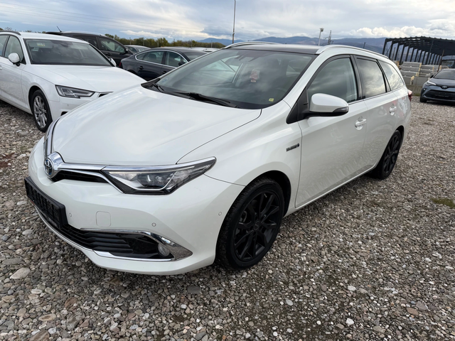 Toyota Auris 1.8 HYBRID(КАТО НОВА) - автомобили, коли, обяви за нови и употребявани 0