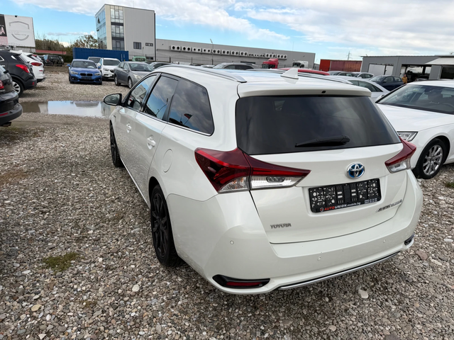 Toyota Auris 1.8 HYBRID(КАТО НОВА) - автомобили, коли, обяви за нови и употребявани 5